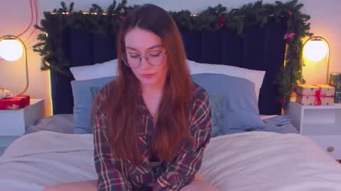 lana online show from January 7, 10:40 am