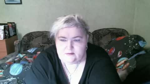Snapshot of lanacat555 chatting on February 2, 3:39 pm lanacat555 online show from February 2, 3:39 pm