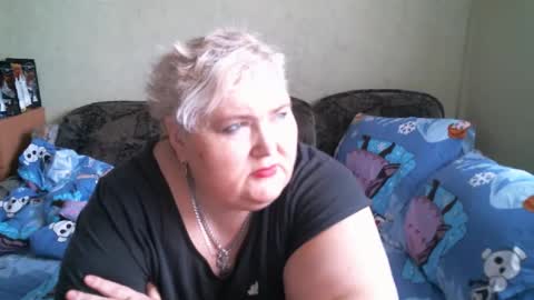Snapshot of lanacat555 chatting on February 7, 11:12 am lanacat555 online show from February 7, 11:12 am