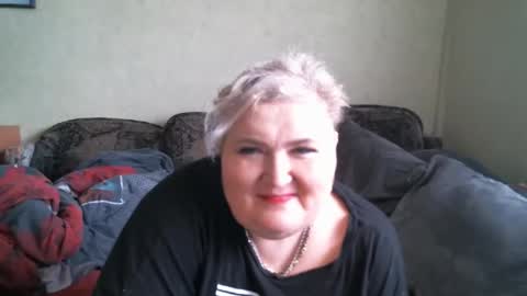 Snapshot of lanacat555 chatting on March 3, 10:10 am lanacat555 online show from March 3, 10:10 am