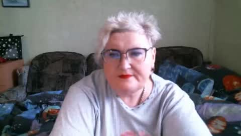 Snapshot of lanacat555 chatting on October 1, 12:10 pm lanacat555 online show from October 1, 12:10 pm