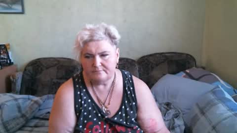 Snapshot of lanacat555 chatting on September 22, 1:31 pm lanacat555 online show from September 22, 1:31 pm