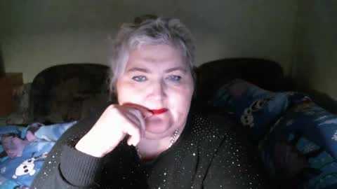 Snapshot of lanacat555 chatting on February 17, 8:49 pm lanacat555 online show from February 17, 8:49 pm