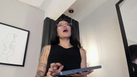 Lana online show from April 9, 11:04 am