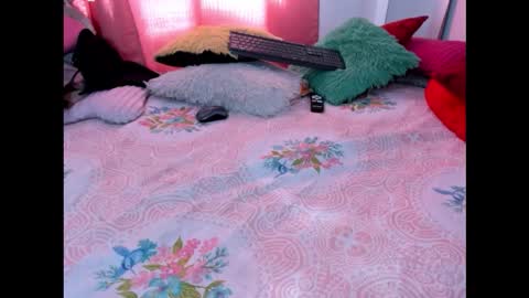 lanastone86 online show from October 9, 1:59 pm