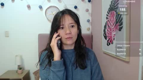 Lanna online show from November 12, 1:53 pm