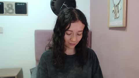 Lanna online show from March 6, 1:35 pm