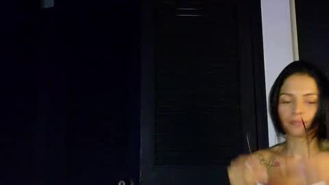 la paisita  online show from February 12, 6:08 am