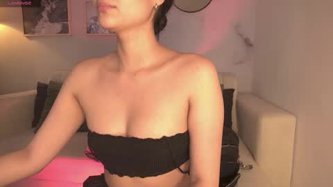 Lara Madisson online show from October 24, 5:58 am