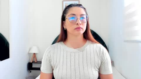      700  200   online show from April 4, 7:34 pm