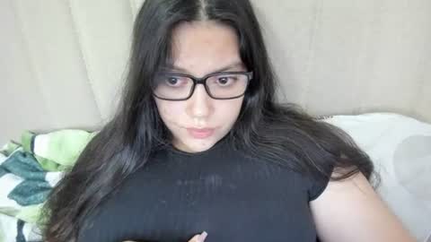 lara online show from March 8, 3:37 am