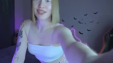 LaraKrein lk online show from October 28, 7:08 pm