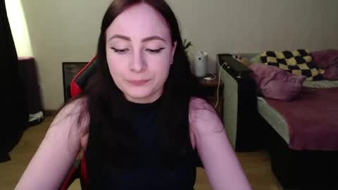 Laralianna online show from April 13, 10:49 am