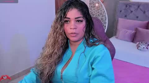 Snapshot of laris_park chatting on February 20, 5:12 am laris_park online show from February 20, 5:12 am
