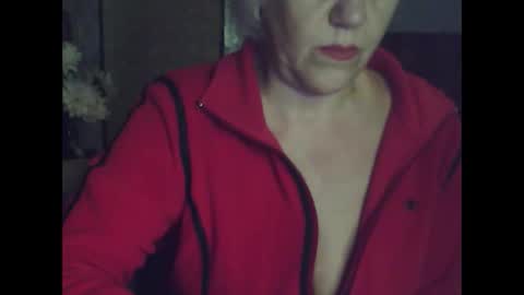 larisaq4ugo24 online show from September 26, 6:16 pm