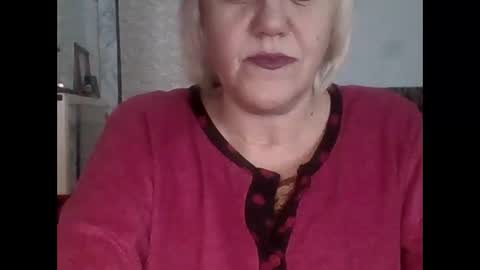 larisaq4ugo24 online show from April 24, 1:36 pm