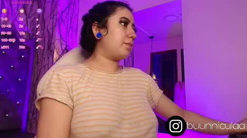 Snapshot of larissa01_ chatting on September 18, 3:49 am Lari online show from September 18, 3:49 am