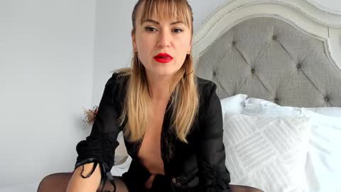 Snapshot of larissa4 chatting on January 11, 12:07 pm Larissa online show from January 11, 12:07 pm