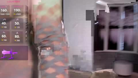       online show from April 6, 8:10 pm