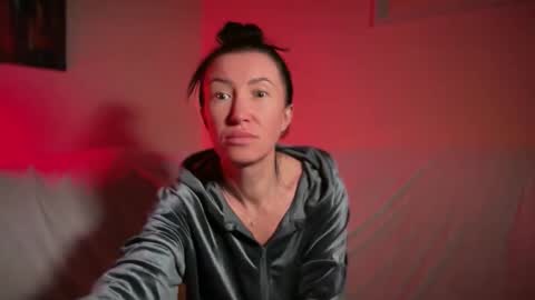 Goddess Tati Bangs Fetish online show from April 20, 10:02 pm