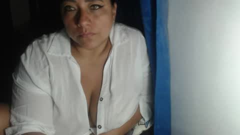 Snapshot of latin_big_boobs chatting on October 13, 5:32 am latin_big_boobs online show from October 13, 5:32 am