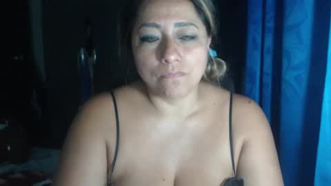 Snapshot of latin_big_boobs chatting on September 28, 3:46 am latin_big_boobs online show from September 28, 3:46 am