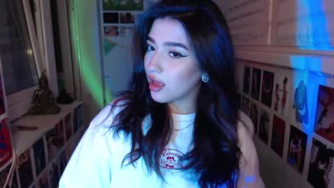 miiiiiiaaaa online show from December 28, 8:58 pm