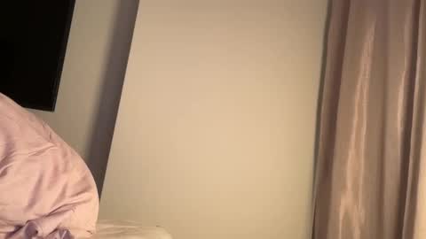 Hi -  online show from March 16, 5:21 am