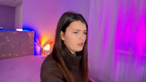 Laura online show from April 9, 7:03 am