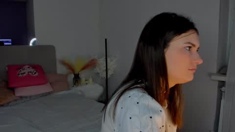 Laura online show from January 31, 6:24 am