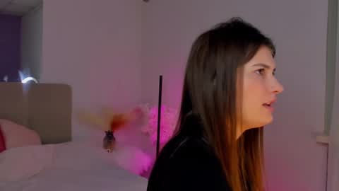 Laura online show from March 7, 6:24 am