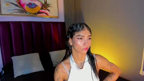 Laura online show from April 21, 12:45 pm