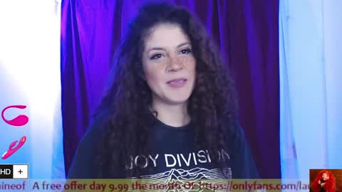 Snapshot of laura_fountain_ chatting on March 5, 10:01 pm weedcam Curly Laura OF    online show from March 5, 10:01 pm
