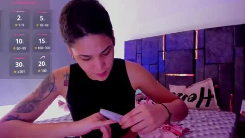 Snapshot of laura_r23 chatting on March 11, 5:02 pm Laura Rose online show from March 11, 5:02 pm