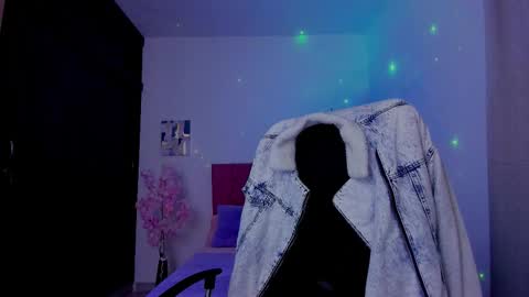 Snapshot of laura_r23 chatting on September 26, 11:41 am Laura Rose online show from September 26, 11:41 am
