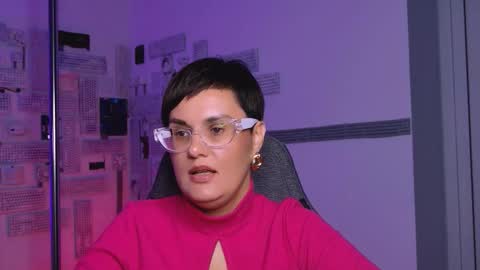 lauradavidsons online show from September 12, 8:23 am