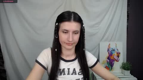 Laura online show from March 9, 9:35 am