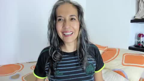 Laura online show from June 19, 12:15 am