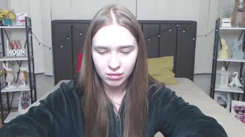 LauraHlot online show from September 15, 5:42 pm