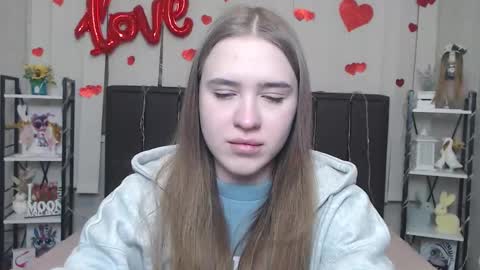 LauraHlot online show from February 6, 9:51 pm