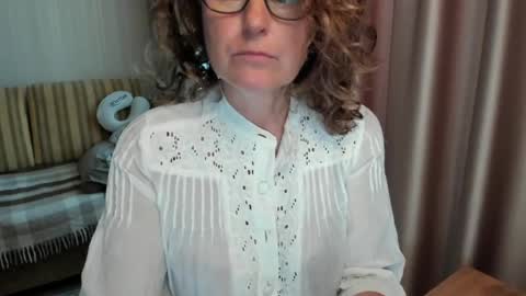Lauraoven1 online show from July 12, 12:50 pm