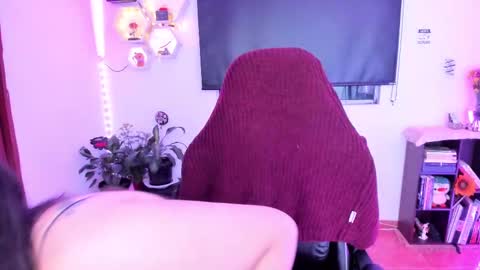 Snapshot of lauren_afrodita chatting on February 28, 2:31 am Im Lauren independent model online show from February 28, 2:31 am
