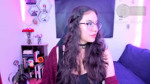 Snapshot of lauren_afrodita chatting on January 31, 5:09 am Im Lauren independent model online show from January 31, 5:09 am
