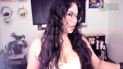 Snapshot of lauren_afrodita chatting on September 22, 1:26 am Im Lauren independent model online show from September 22, 1:26 am