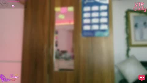 Lauren online show from March 27, 9:37 pm