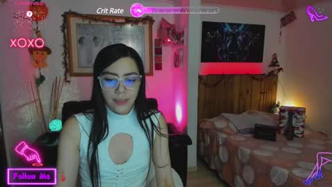 Snapshot of lauren_sweet7 chatting on February 23, 4:01 am Lauren online show from February 23, 4:01 am