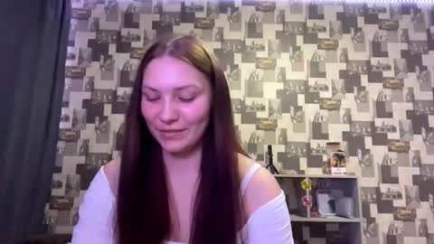 Snapshot of laurenjungling chatting on September 12, 5:31 pm Hannah online show from September 12, 5:31 pm