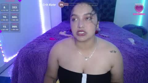 laurenkenner28_ online show from April 15, 6:41 pm