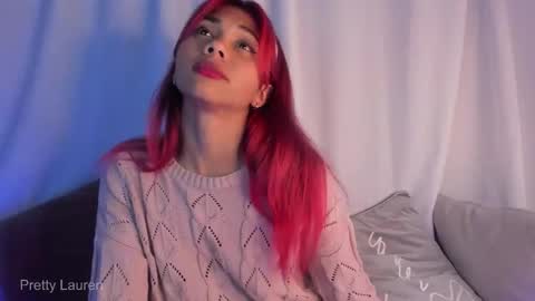 laurenn__1 online show from February 11, 2:36 am