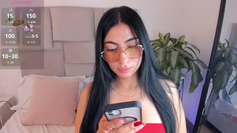 laurenn_smitth online show from October 1, 1:27 pm